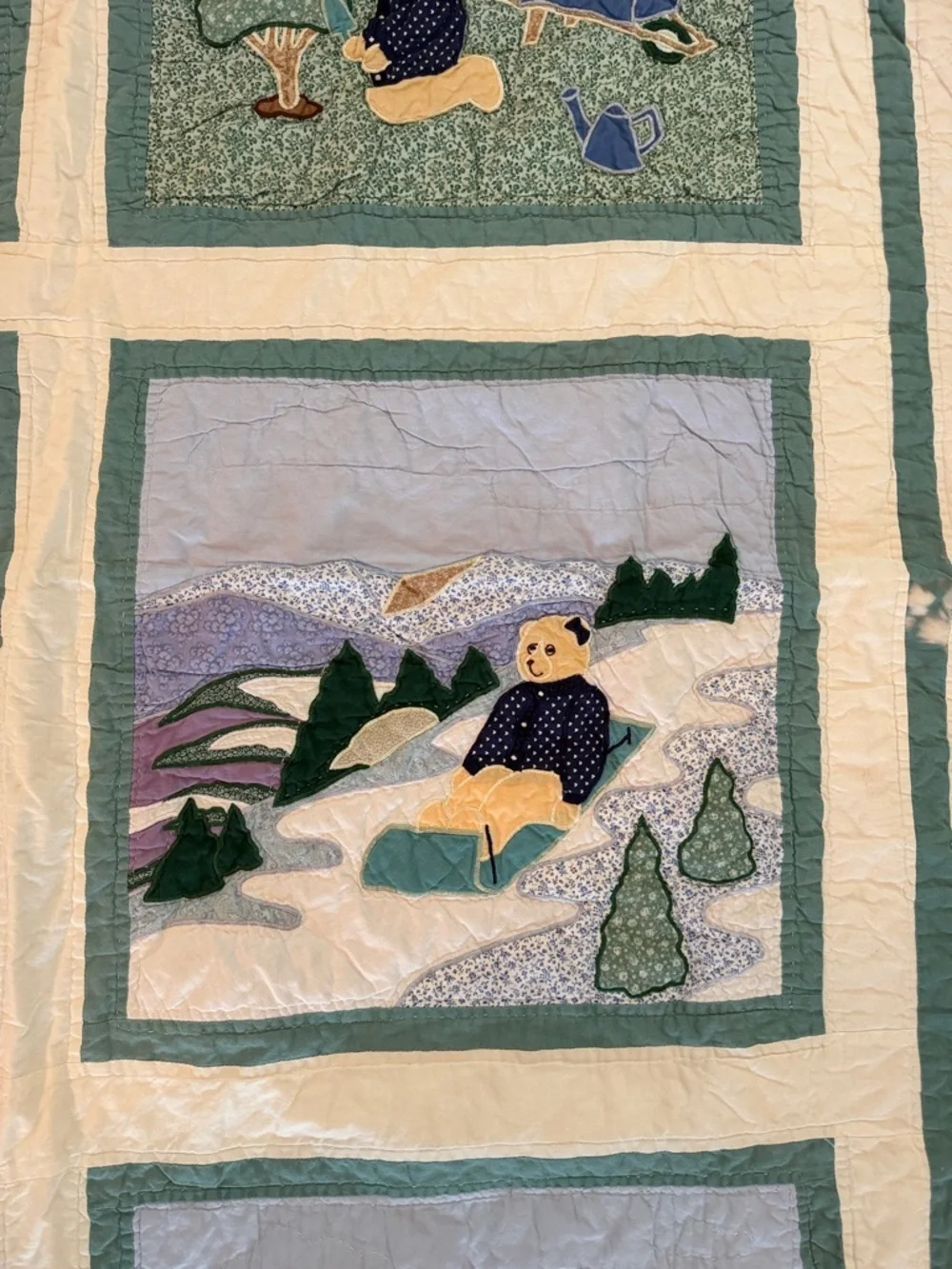 L.L. Bean Cream & Teal Patchwork Applique Quilt and Pillowcase